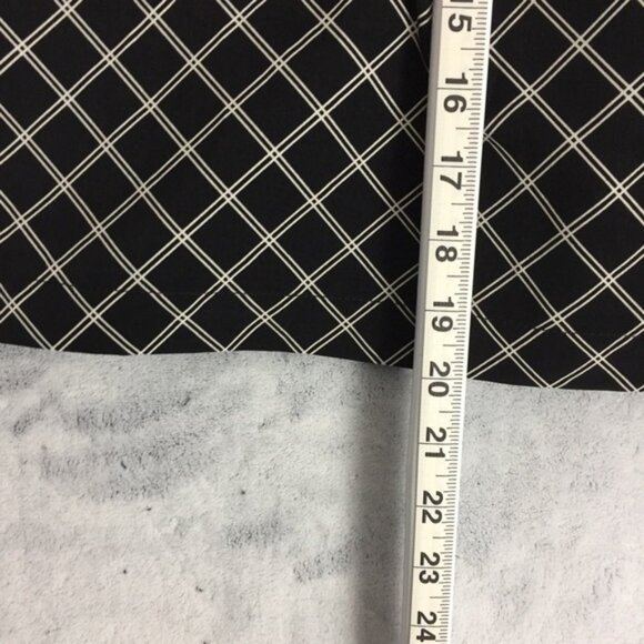 LizGolf Skort Sz 10 Cross Split Front Pockets in Shorts by Liz Claiborne - Picture 11 of 12